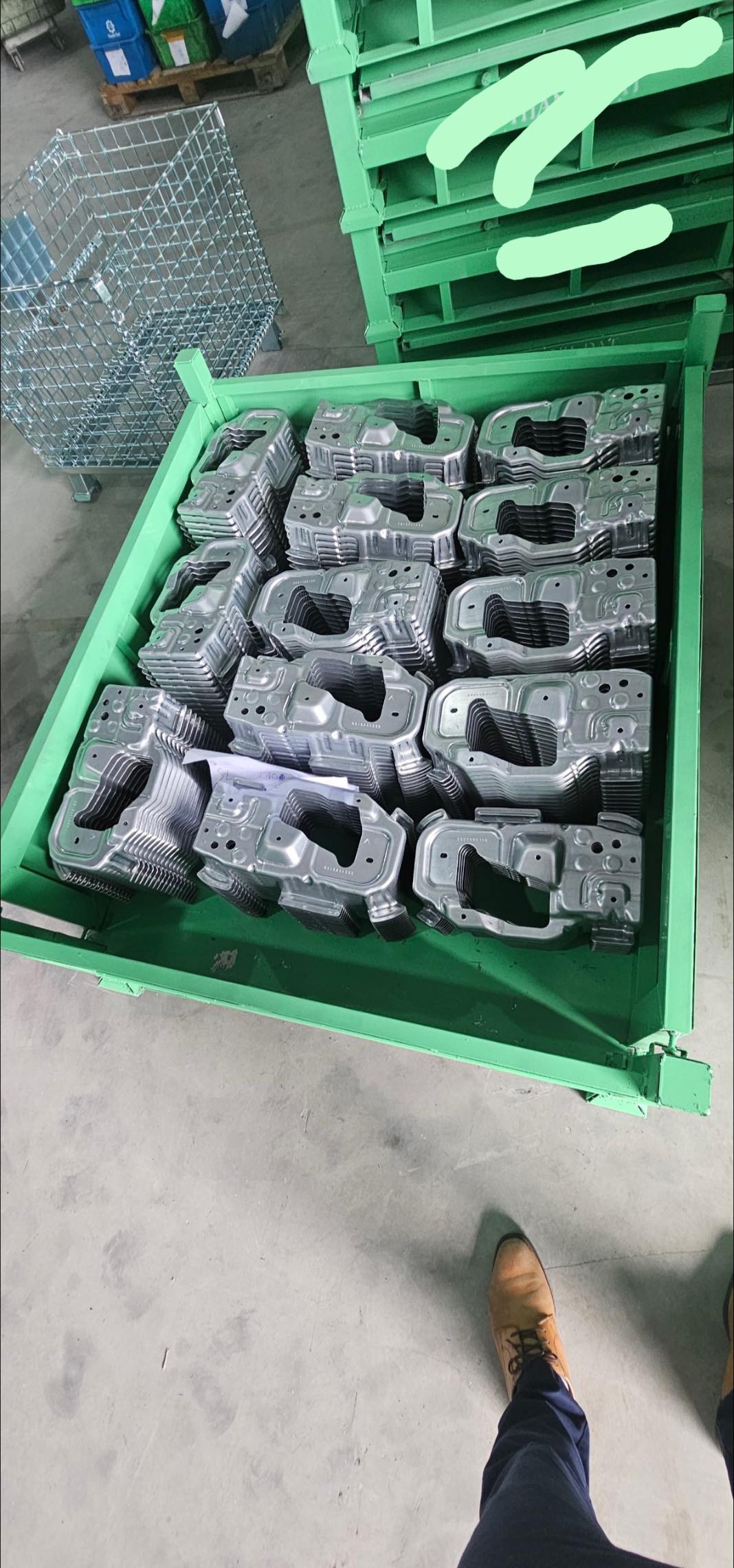 Chi tiết xe ô tô được chế tạo bằng nguyên công dập
